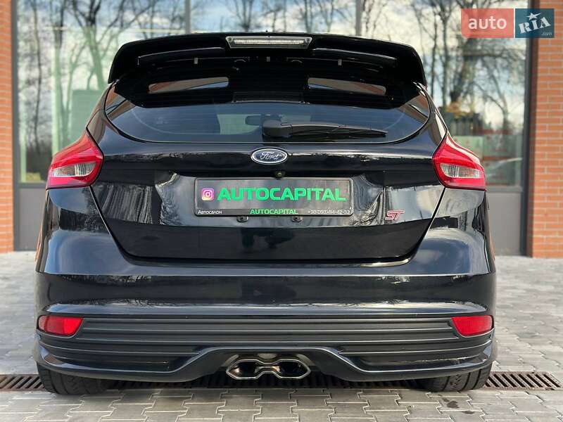 Хэтчбек Ford Focus 2017 в Киеве