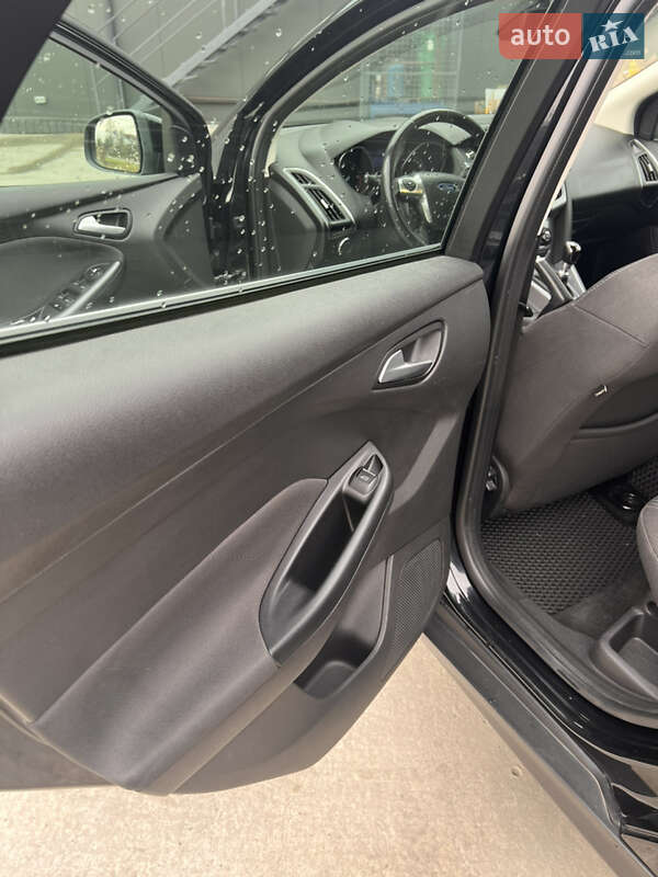 Універсал Ford Focus 2013 в Львові фото 23 Універсал Ford Focus 2013 в Львові