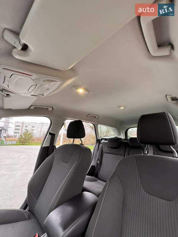 Універсал Ford Focus 2013 в Львові фото 34 Універсал Ford Focus 2013 в Львові