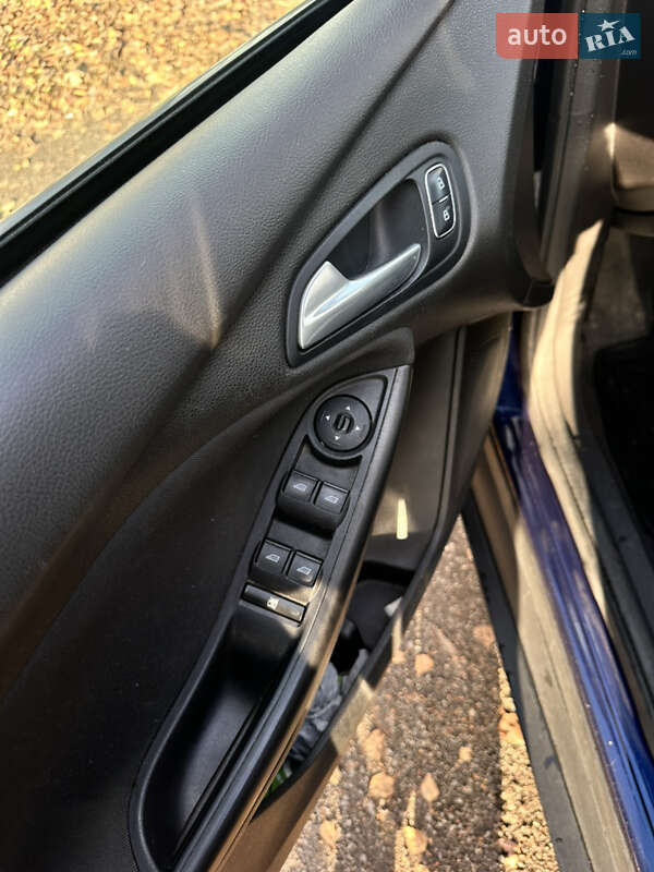 Седан Ford Focus 2015 в Днепре фото 15 Седан Ford Focus 2015 в Днепре