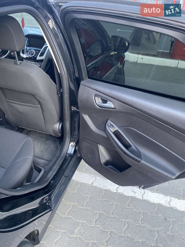 Хетчбек Ford Focus 2015 в Львові