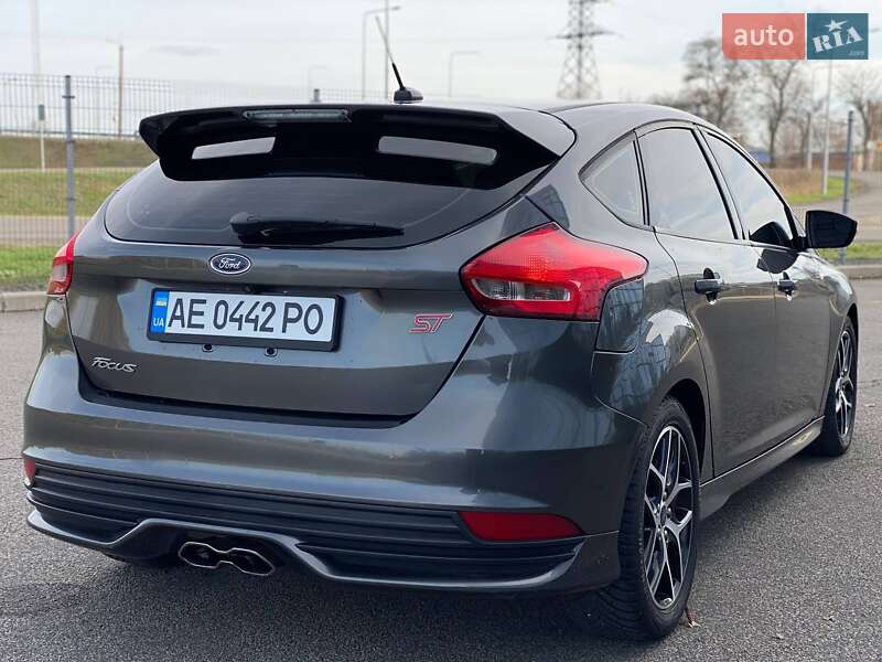 Хетчбек Ford Focus 2018 в Дніпрі фото 9 Хетчбек Ford Focus 2018 в Дніпрі