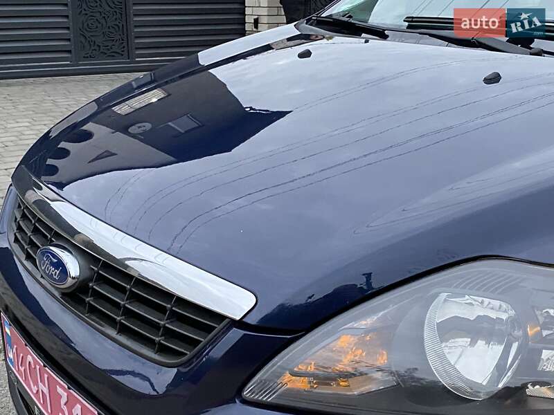 Универсал Ford Focus 2010 в Христиновке