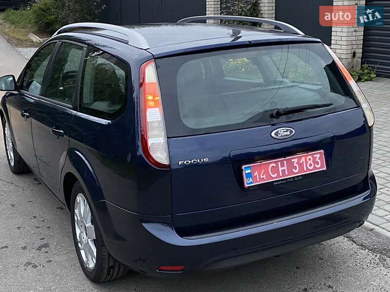 Универсал Ford Focus 2010 в Христиновке