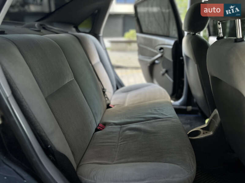 Седан Ford Focus 1999 в Івано-Франківську фото 22 Седан Ford Focus 1999 в Івано-Франківську