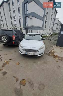 Седан Ford Focus 2015 в Софіївській Борщагівці