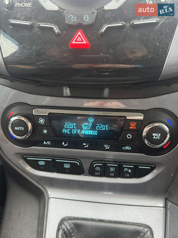 Хэтчбек Ford Focus 2011 в Житомире фото 27 Хэтчбек Ford Focus 2011 в Житомире