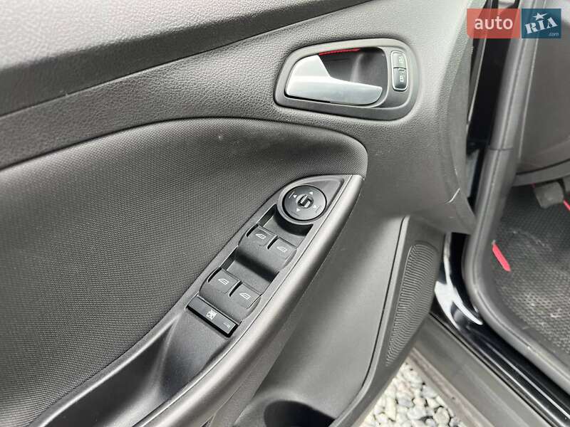 Хетчбек Ford Focus 2017 в Києві фото 16 Хетчбек Ford Focus 2017 в Києві