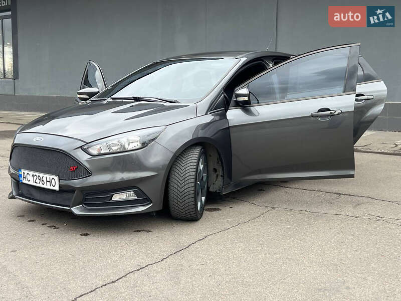 Хэтчбек Ford Focus 2017 в Львове фото 61 Хэтчбек Ford Focus 2017 в Львове