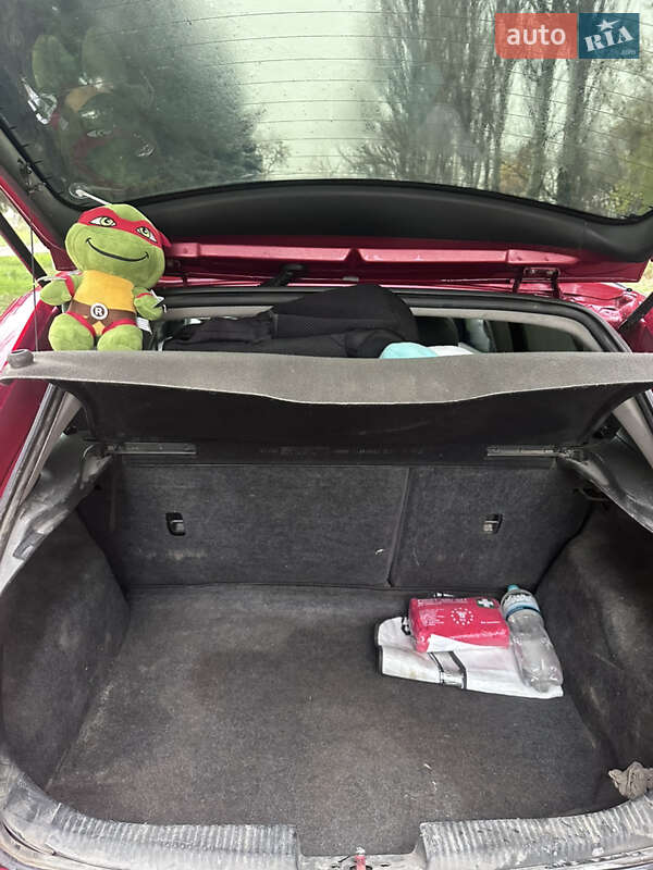 Хэтчбек Ford Focus 2002 в Одессе фото 9 Хэтчбек Ford Focus 2002 в Одессе