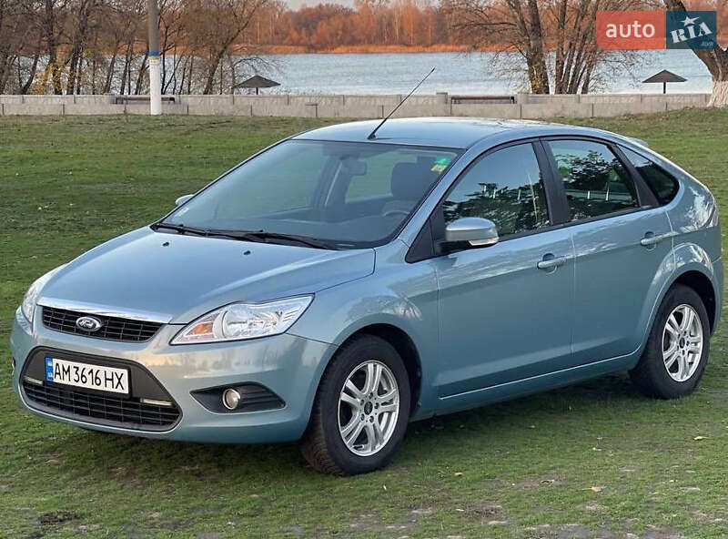 Хетчбек Ford Focus 2009 в Кам'янському