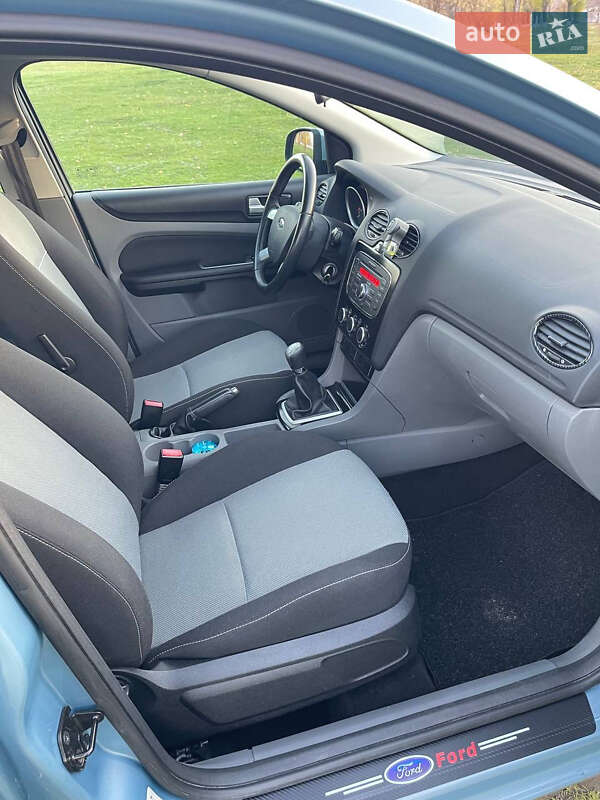 Хетчбек Ford Focus 2009 в Кам'янському