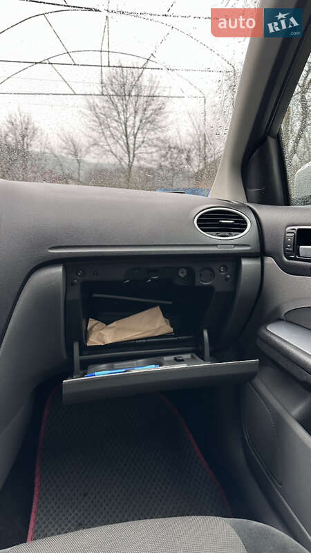 Хетчбек Ford Focus 2008 в Івано-Франківську