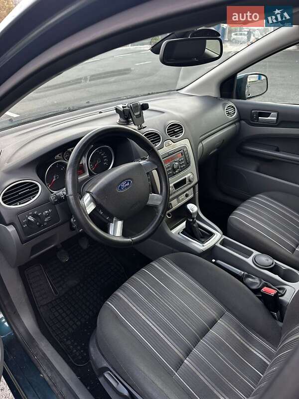 Хэтчбек Ford Focus 2008 в Одессе