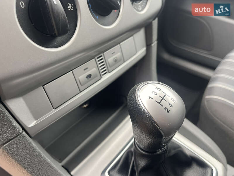Універсал Ford Focus 2008 в Христинівці фото 43 Універсал Ford Focus 2008 в Христинівці