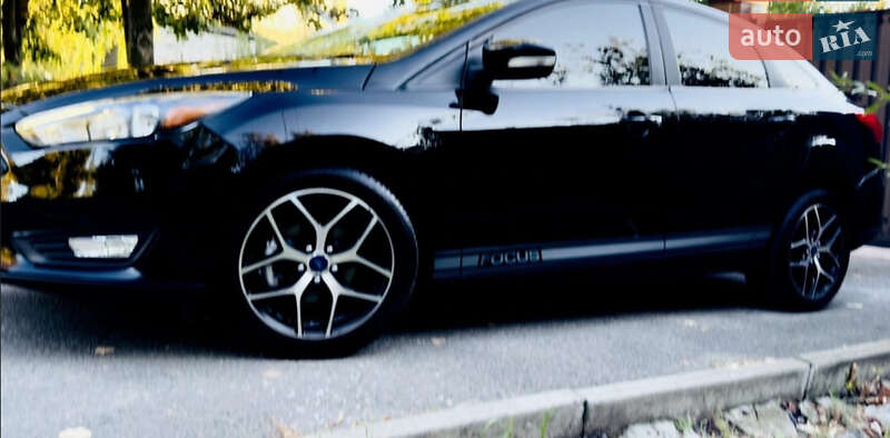 Седан Ford Focus 2017 в Києві