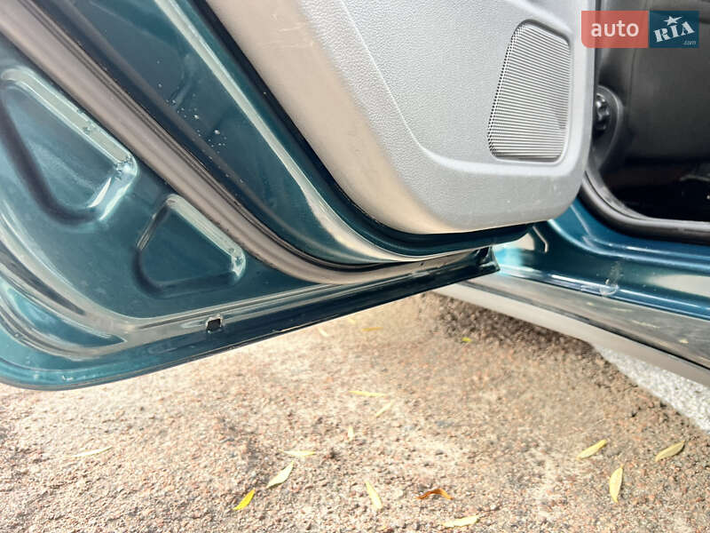 Хэтчбек Ford Focus 2008 в Обухове