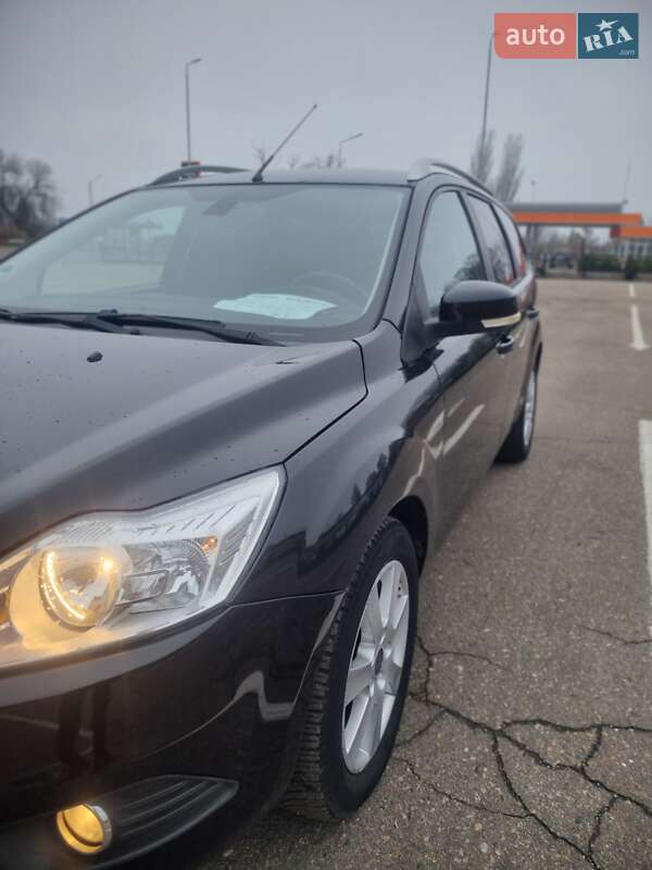 Универсал Ford Focus 2010 в Первомайске