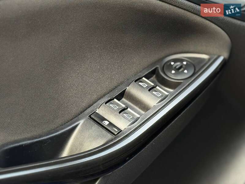 Седан Ford Focus 2015 в Миколаєві фото 18 Седан Ford Focus 2015 в Миколаєві