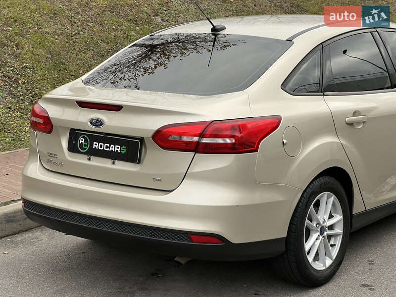 Седан Ford Focus 2018 в Киеве