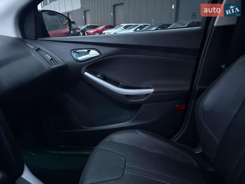 Седан Ford Focus 2013 в Львове