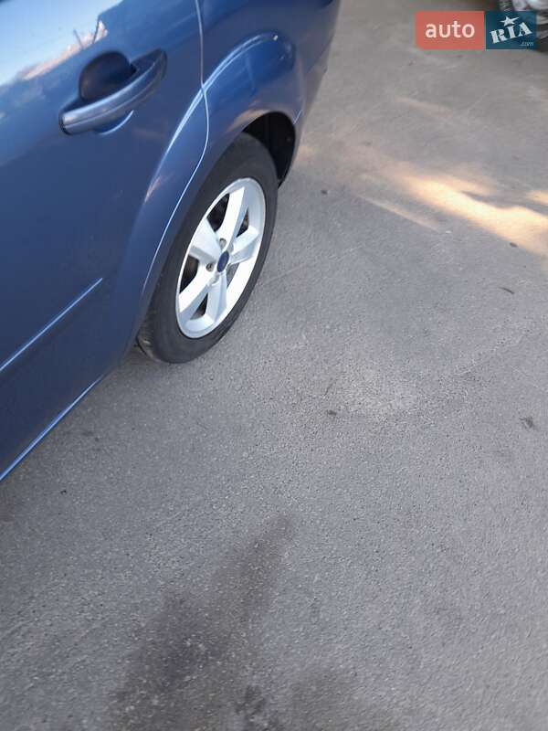 Универсал Ford Focus 2005 в Ичне