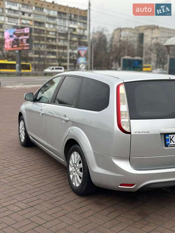 Универсал Ford Focus 2010 в Киеве фото 6 Универсал Ford Focus 2010 в Киеве