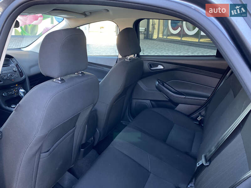 Седан Ford Focus 2015 в Киеве