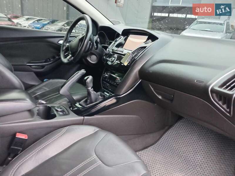 Хэтчбек Ford Focus 2013 в Львове фото 12 Хэтчбек Ford Focus 2013 в Львове