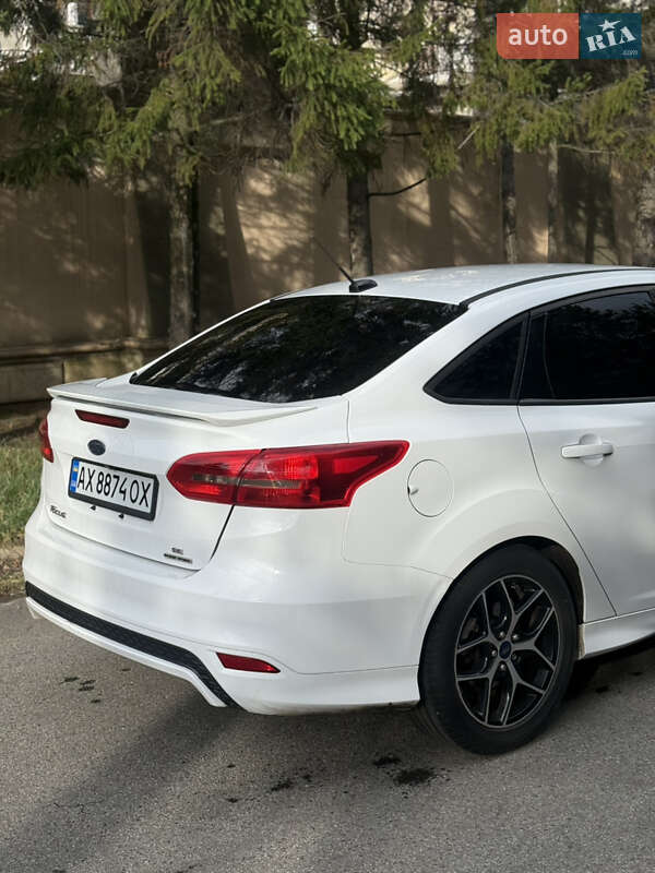 Седан Ford Focus 2015 в Харькове