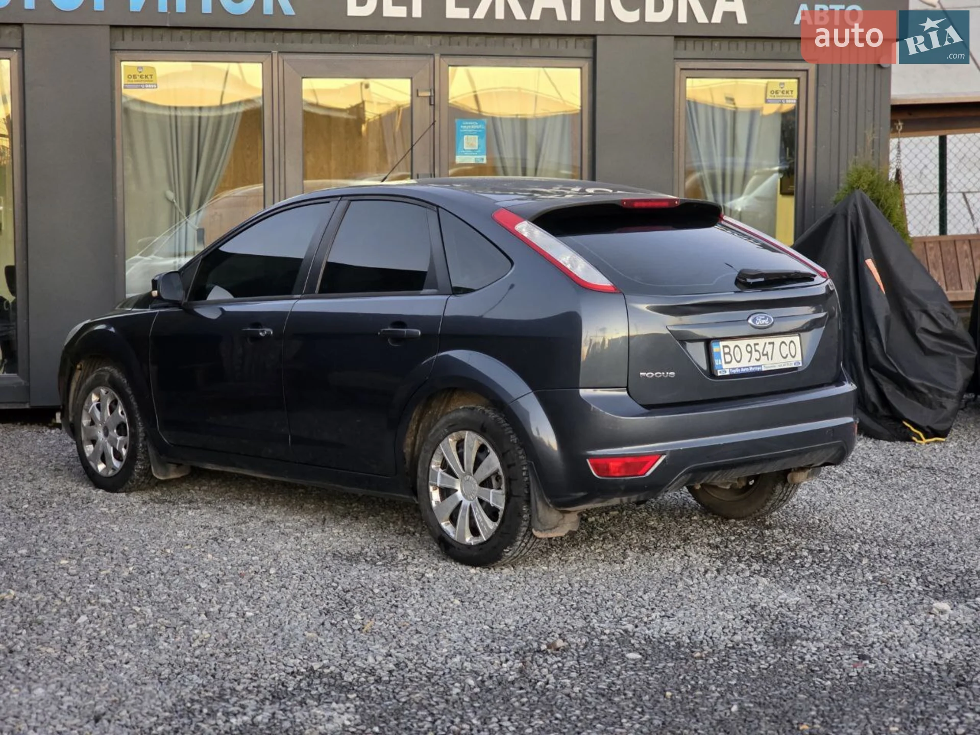 2010 Ford Focus - мініатюра 11