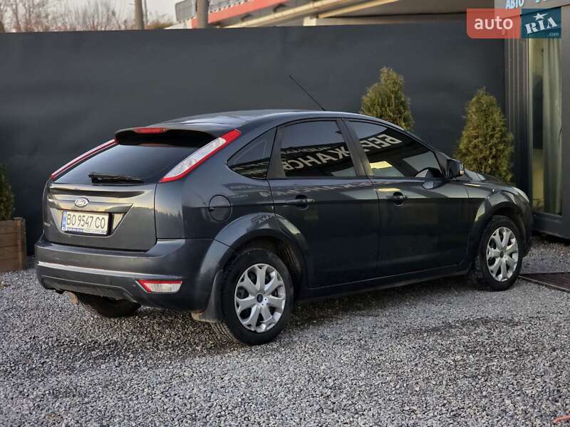 Хэтчбек Ford Focus 2010 в Тернополе