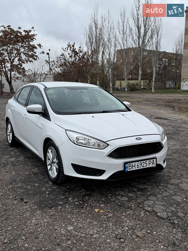 Седан Ford Focus 2015 в Миколаєві