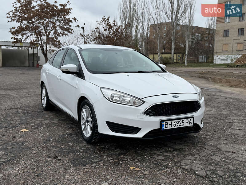 Седан Ford Focus 2015 в Миколаєві