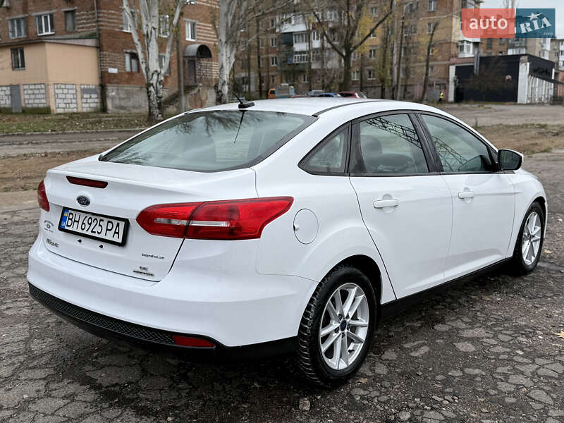 Седан Ford Focus 2015 в Миколаєві