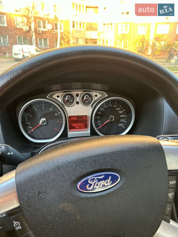 Універсал Ford Focus 2010 в Києві фото 11 Універсал Ford Focus 2010 в Києві