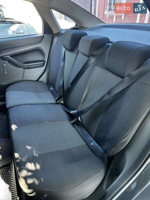 Седан Ford Focus 2008 в Днепре фото 5 Седан Ford Focus 2008 в Днепре