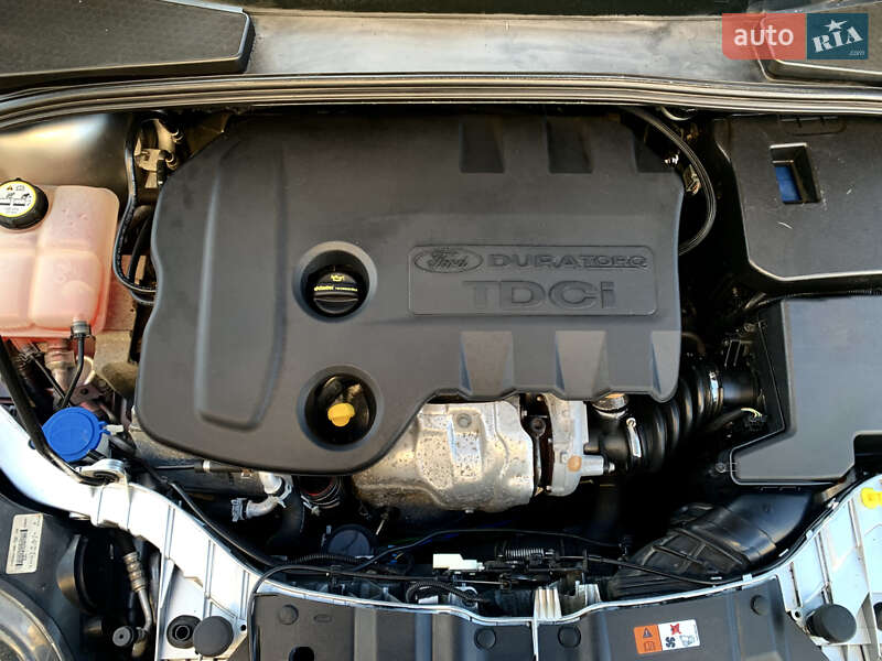 Универсал Ford Focus 2013 в Ровно