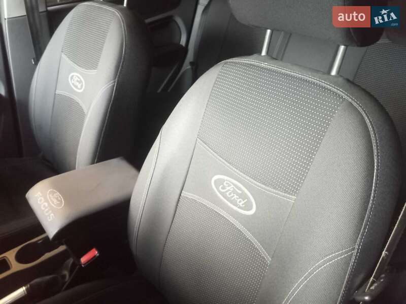 Універсал Ford Focus 2010 в Мукачевому фото 16 Універсал Ford Focus 2010 в Мукачевому