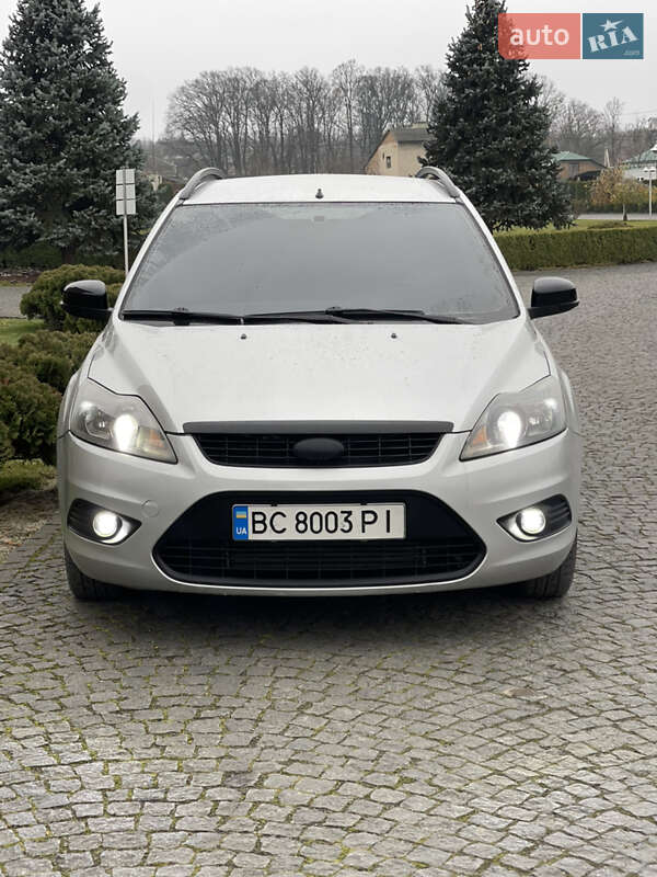 Универсал Ford Focus 2008 в Жовкве