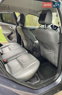 Универсал Ford Focus 2012 в Вараше