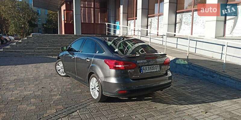 Седан Ford Focus 2017 в Киеве