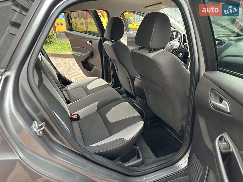 Хэтчбек Ford Focus 2013 в Ивано-Франковске