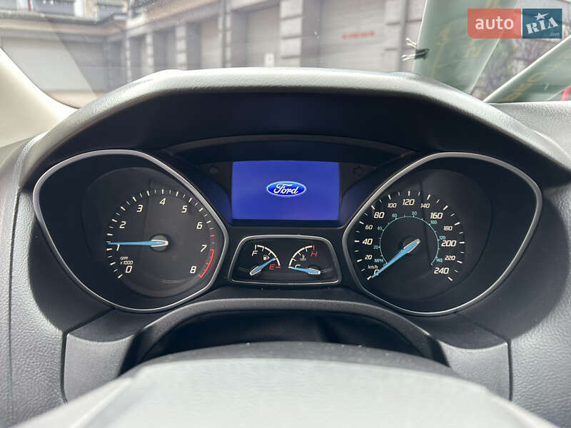 Хэтчбек Ford Focus 2013 в Ивано-Франковске