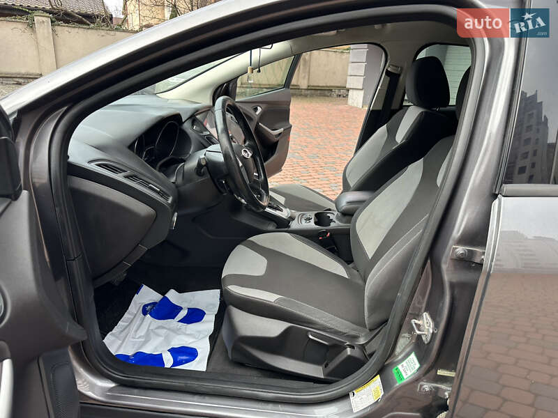 Хэтчбек Ford Focus 2013 в Ивано-Франковске