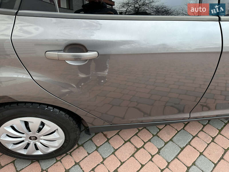 Хэтчбек Ford Focus 2013 в Ивано-Франковске