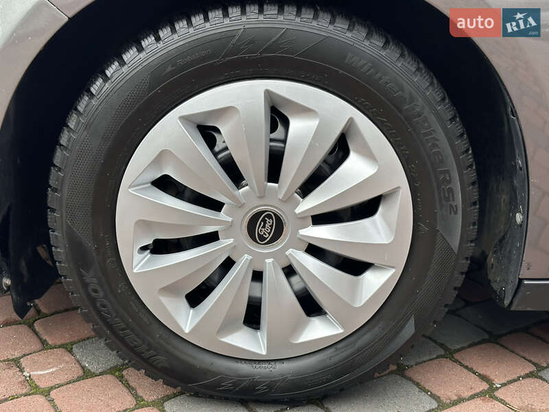 Хэтчбек Ford Focus 2013 в Ивано-Франковске