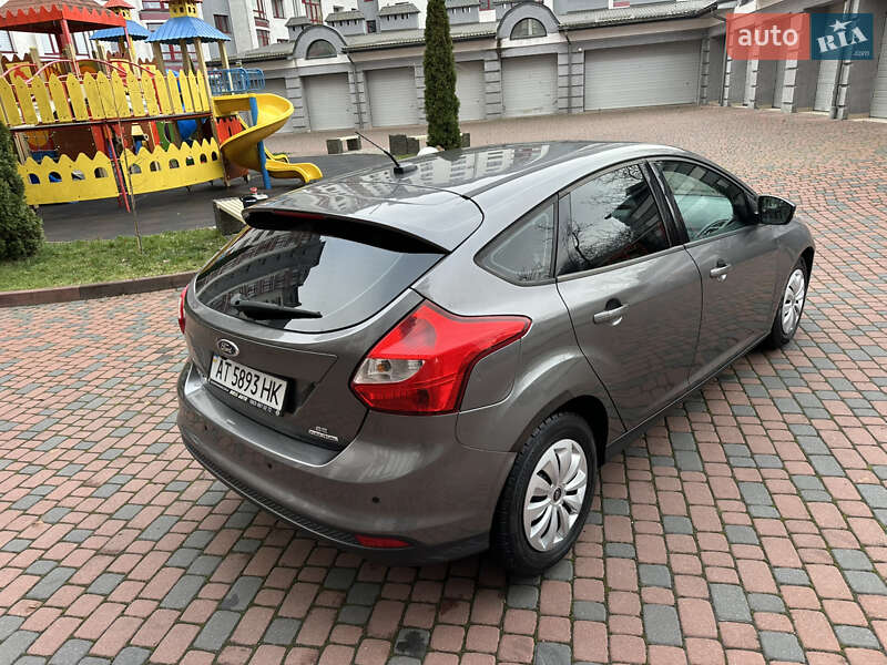 Хэтчбек Ford Focus 2013 в Ивано-Франковске