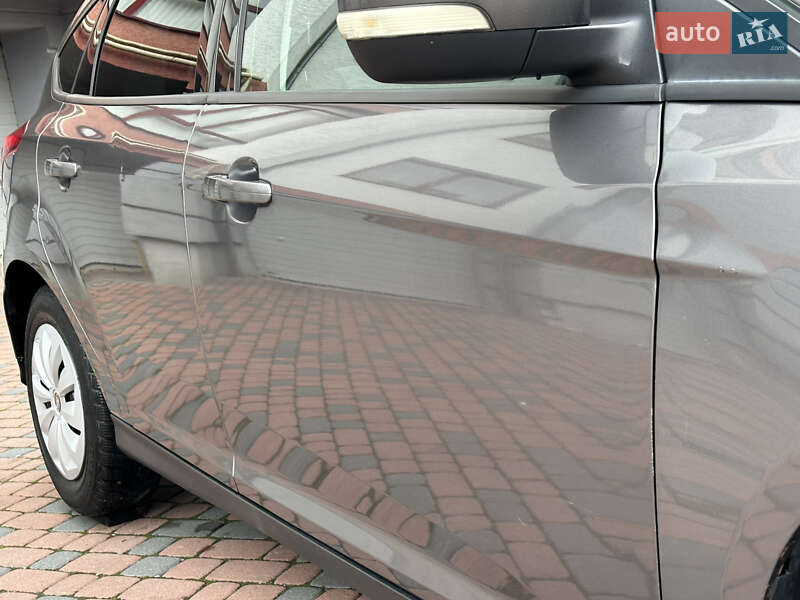 Хэтчбек Ford Focus 2013 в Ивано-Франковске