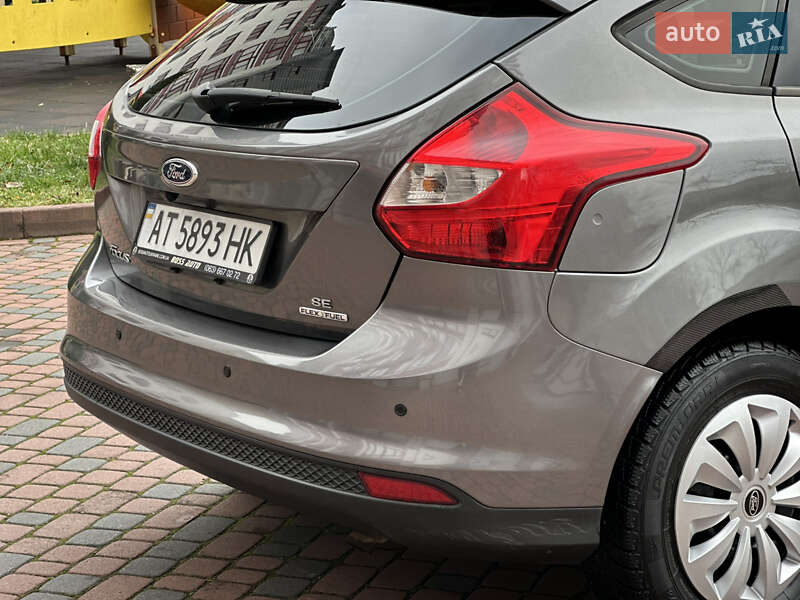Хэтчбек Ford Focus 2013 в Ивано-Франковске